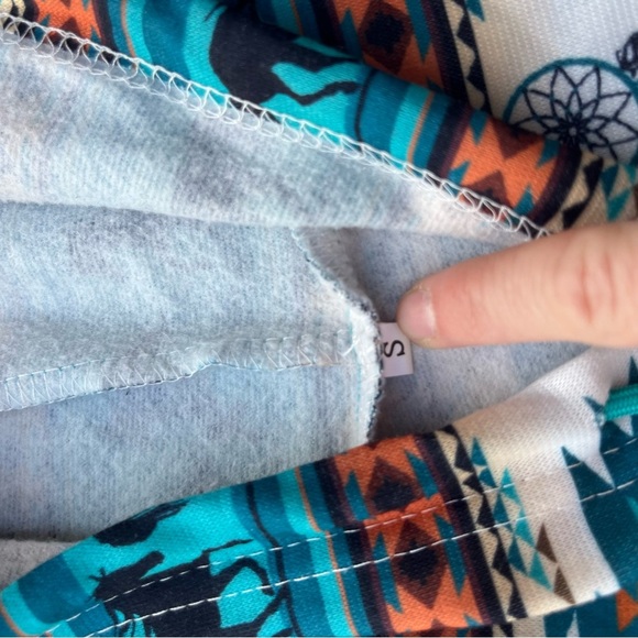 Aztec Print Hoodie - Picture 3 of 3